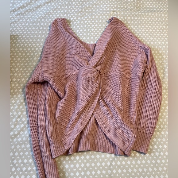 Pink lily sweater - Picture 4 of 7